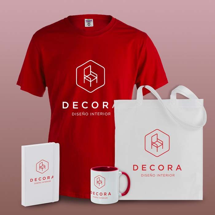 Welcome pack con camiseta y bolsa